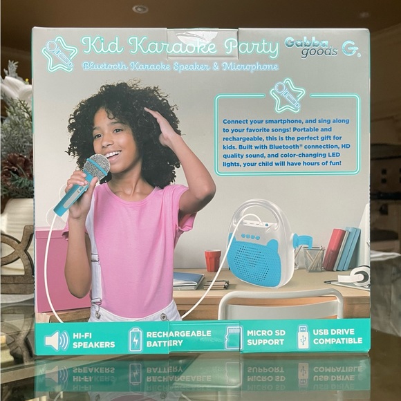 Kid Karaoke Party Machine - Picture 2 of 2